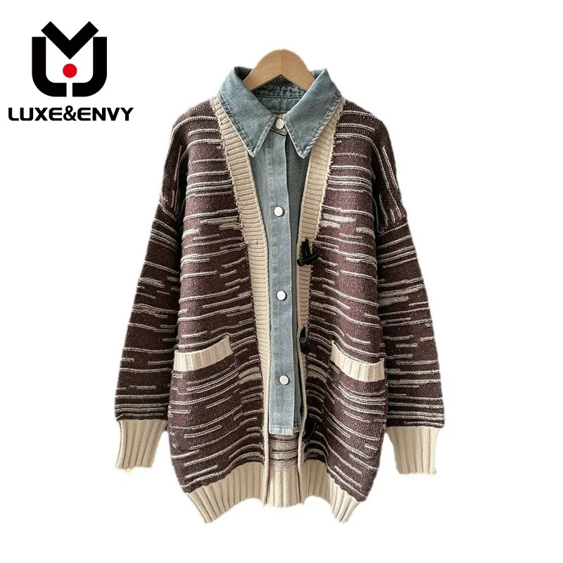 

LUXE&ENVY Denim Spliced Knitted Coat Women's New Loose High Quality Design Feeling Cow Horn Button Sweater Cardigan 2023 Winter