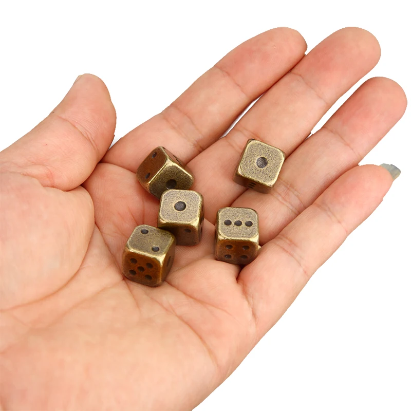 Game Dice Dice Set 5PCS/1Set Metal Dice Golden/Silver/Bronze Funny Game Dice Six Sided Decider Board Game