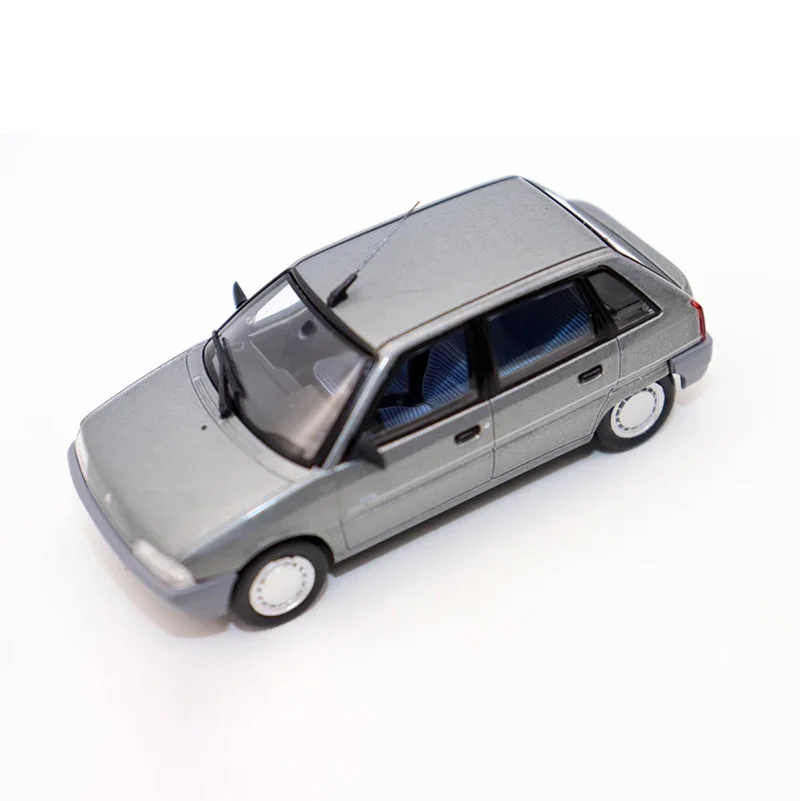 Alezan 1:43 - Model car - Citroën AX HO Hatchback 3 portas kit montado