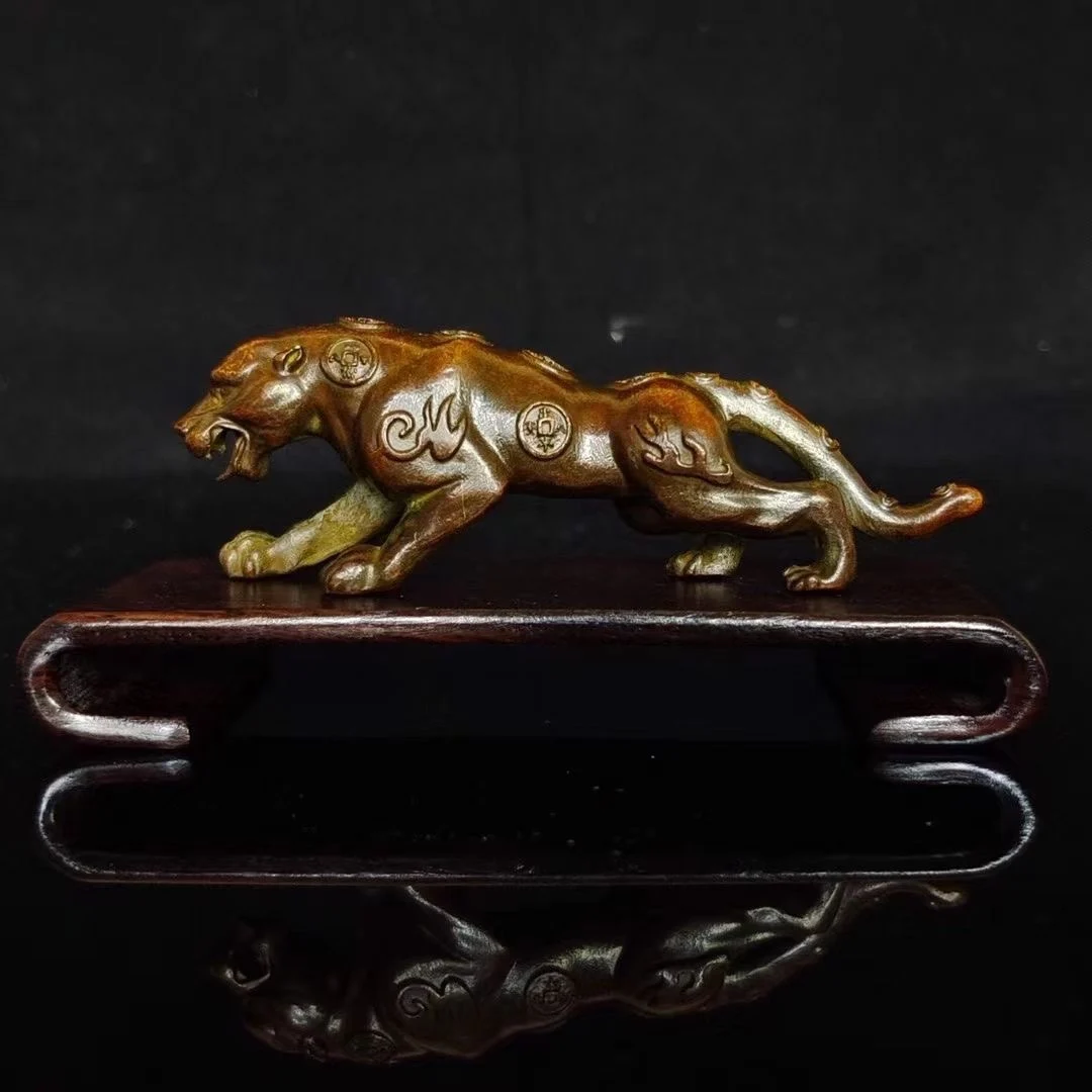Copper solid vintage money leopard tea pet knick-knacks without base Xinjiang Tibet special chain