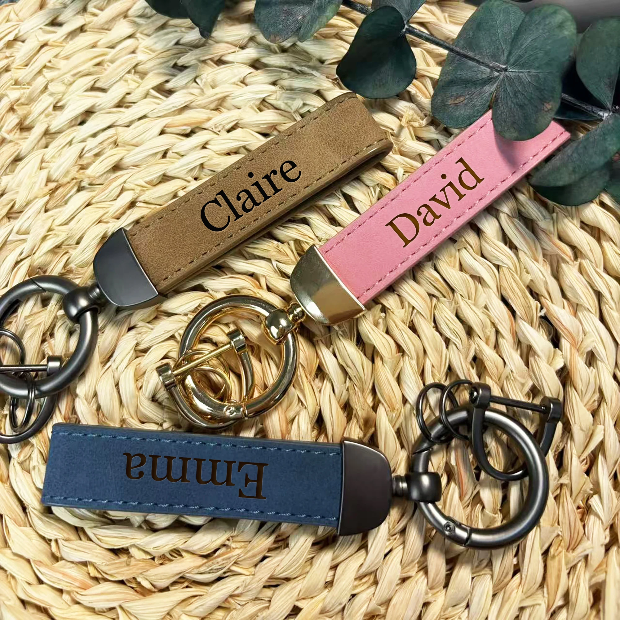 Customizable Laser-Engraved Faux Leather Keychain – Stylish & Durable Gift