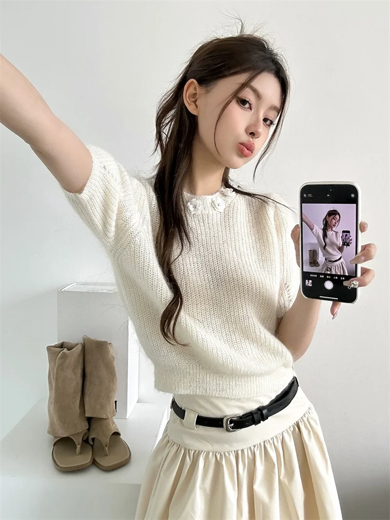 

2024 Spring Summer New Korean Flowers Cashmere Knitted Sweater Knitwear Women Solid Inner Layup Outer Loose Pullovers Top X870