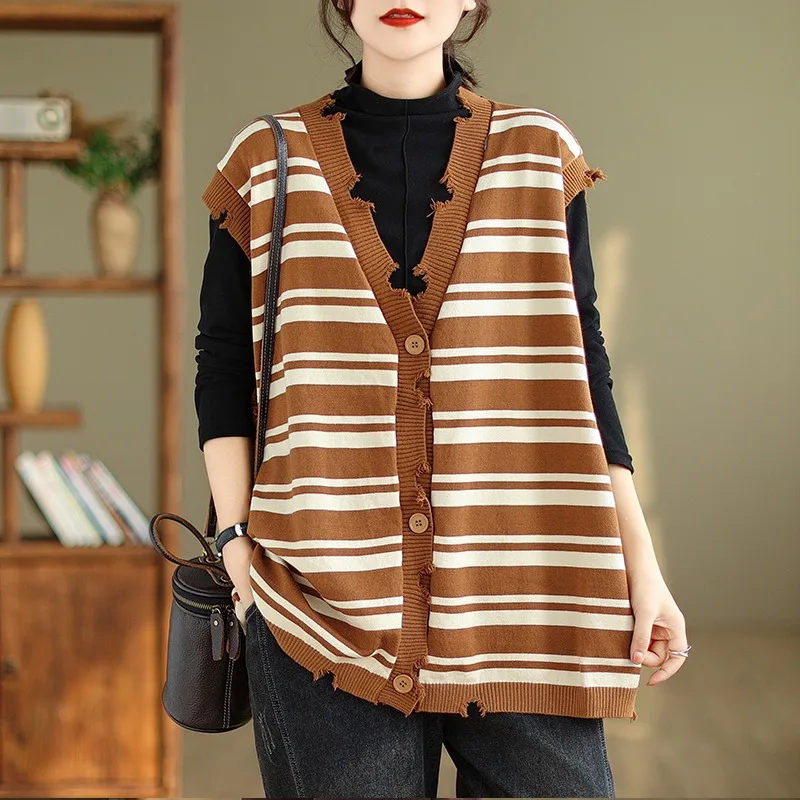 

Literary Vintage V-neck Vest Women's Spring New Printed Stripes Loose Leisure Fashion Korean Versatile Patchwork Knit Split Vest