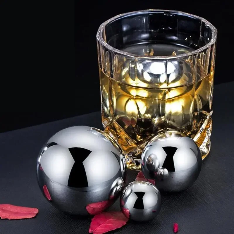 Silver Whiskey Stones for Old Fashioned Glass | Best Gift Accessories for Drinking Bourbon and Scotch | Perfect Whisky Gift for Men | Stai＿並行輸入品 Silver Whiskey Stones for Old Fashioned Glasses | Best Gift