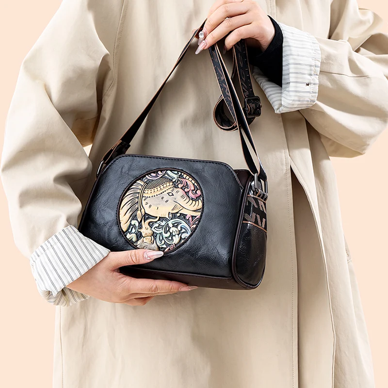 【GRAVER】23SS★ Smile Embroidery Cross Messenger Bag MUSINSA | GRAVER [UNISEX] FLOWER BEAR SMILE EMBROIDERED