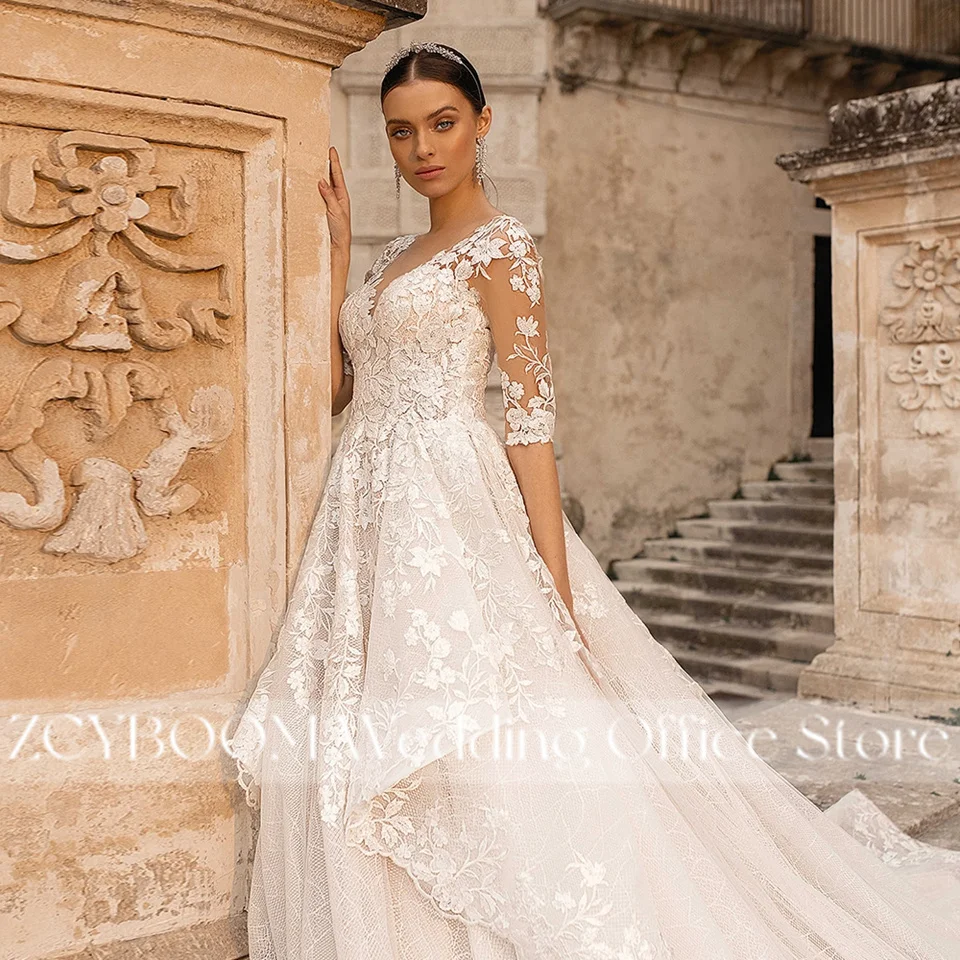Elegante A-Linien-Hochzeitskleider 2026 mit halben Ärmeln, Spitzenapplikationen, V-Ausschnitt, Illusionsrücken und Hofschleppe – Vestido De Novia – Detail 7