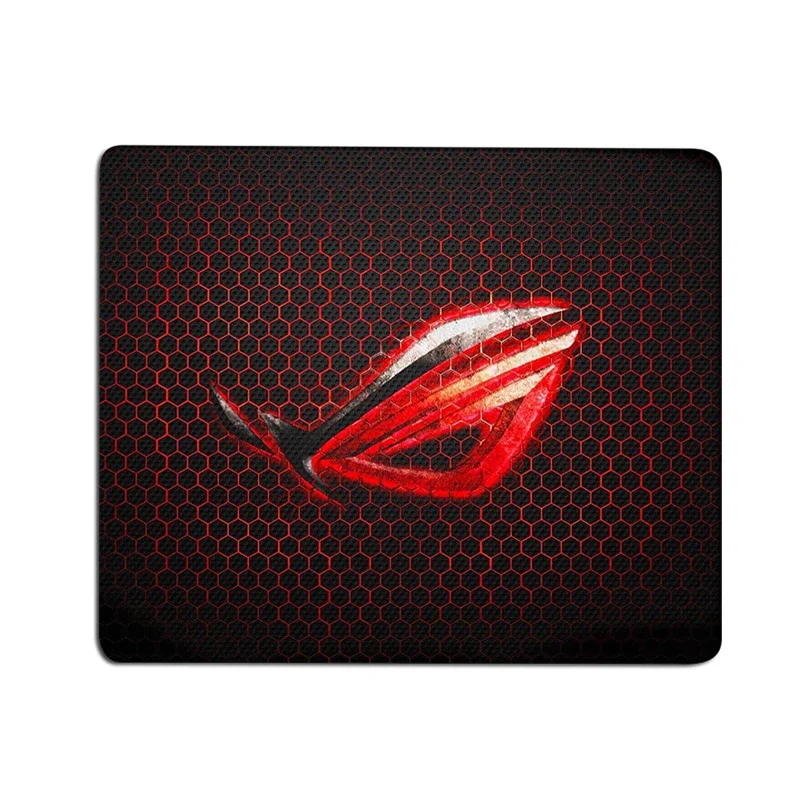 thumbnail image 1 of Alfombrilla de ratón para gamers, alfombrilla de ratón para juegos Asus de dibujos animados pequeños, Protector de escritorio, accesorios para Pc, alfombrillas Kawaii Anime extendidas, 1 of 5