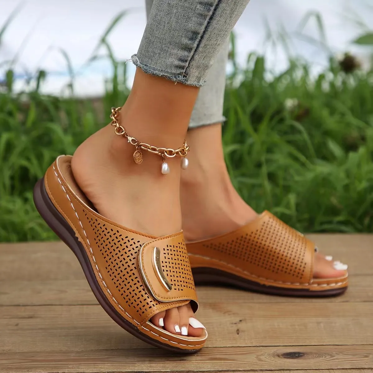 

Women Fashion Summer Daily Wear Beach Homewear Vacation Solid Color Shoes Peep Toe Hollow Out Wedge Slippers Sandals