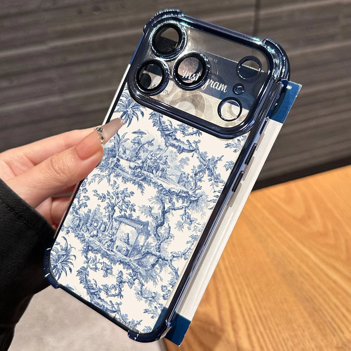 Charming Lily Plating Phone Case