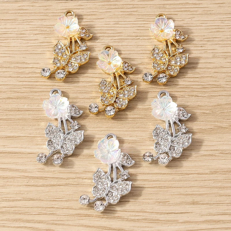 10 Stück 13 x 28 mm zarte Kristall-Schmetterlings-Blumen-Anhänger für die Schmuckherstellung, Halsketten, Ohrringe, Armbänder, DIY-Bastelarbeiten, Geschenke
