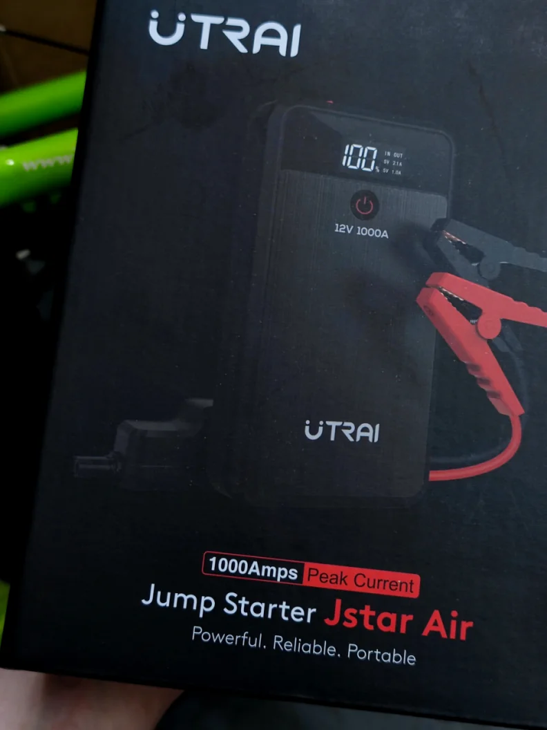 UTRAI Car Jump Starter 1000A photo review