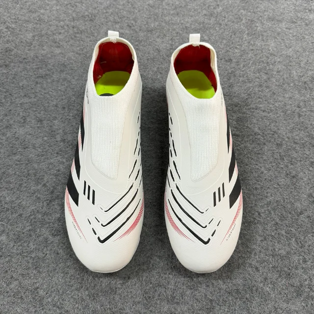 Botas de fútbol originales para hombre, zapatillas de fútbol ultraligeras antideslizantes con tachuelas para entrenamiento de interior de césped de la sociedad 5