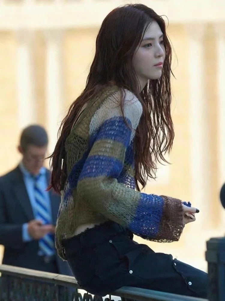 YOZOU] Stylish Vintage Striped Backless Kpop Hollow Out Mohair