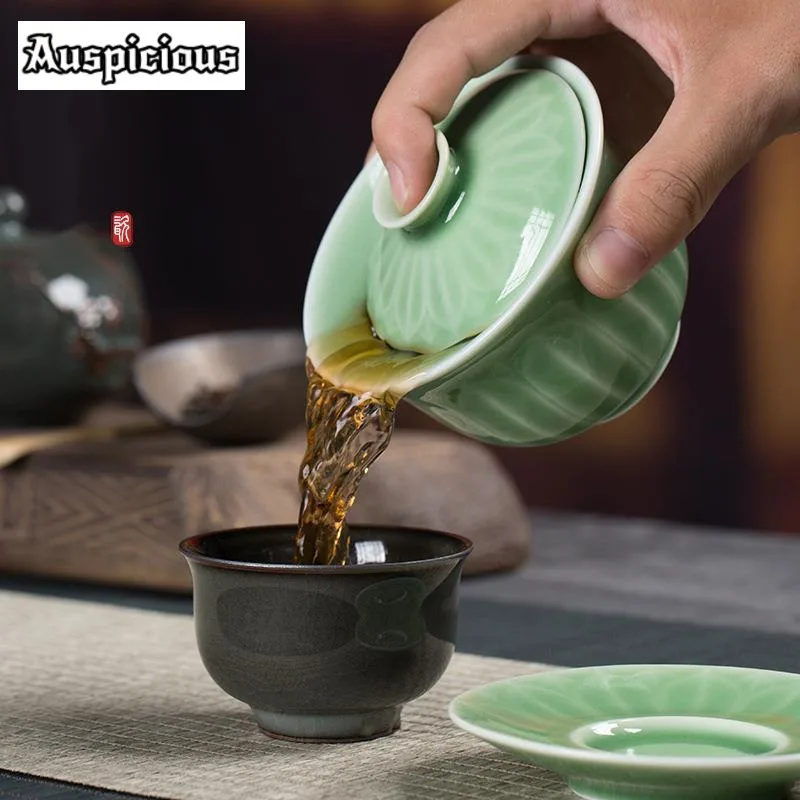 150ml Creative Longquan Celadon Gaiwan Antique Handmade Lotus Petal Tea Tureen Zen Tea Maker Cover Bowl Cha Services Craft