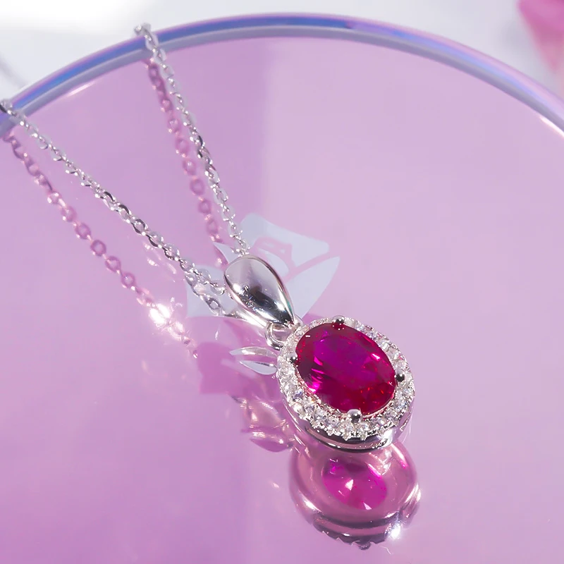 

Vintage Oval Ruby Pendants Necklace S925 Sterling Silver Platinum Plated Collarbone Chain for Women Fine Jewelry Party Gift New