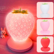 Veilleuses à LED en Silicone en forme de fraise, lampes de Table à intensité réglable, animaux mignons, pour cadeaux de vacances, décoration de chambre à coucher 