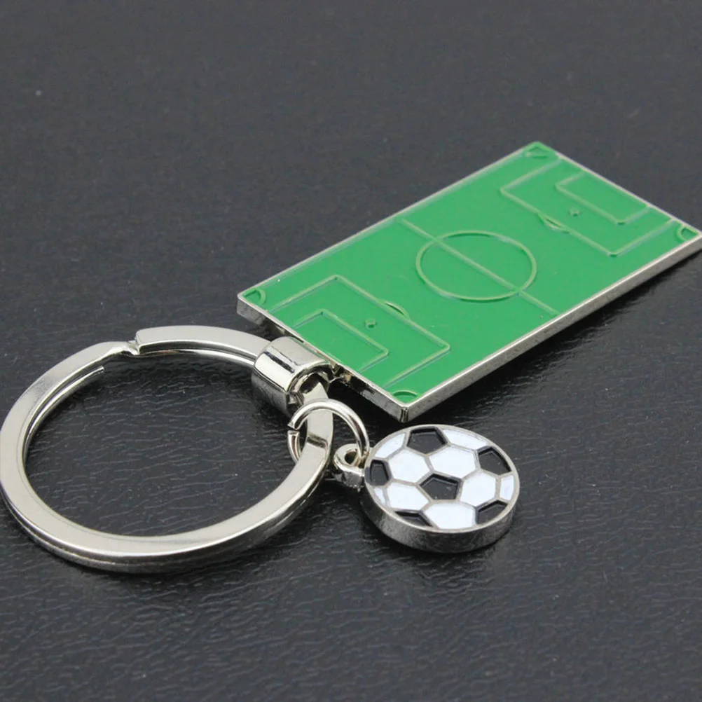 Рисунок 2 - Брелок с подвеской в виде футбольного