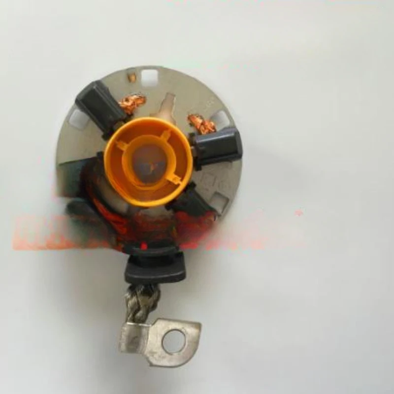 Фото Карбоновые щетки для генератора, генераторы для VW Golf7, Jetta, Bora, NewLavida, NewSantana, Lamando, Skoda Octavia №1