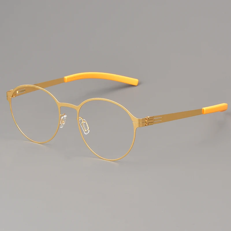 Bobbie Eyeglasses Outfit