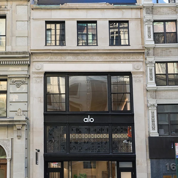 Al0 Yalo Store