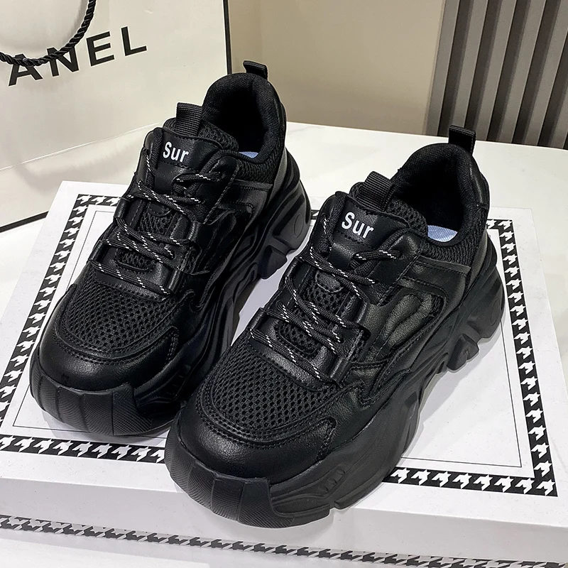 

Женские кроссовки на массивной платформе, новинка весны 2023, дышащая сетчатая Обувь На Шнуровке Для Женщин, модная прочная Женская теннисная обувь