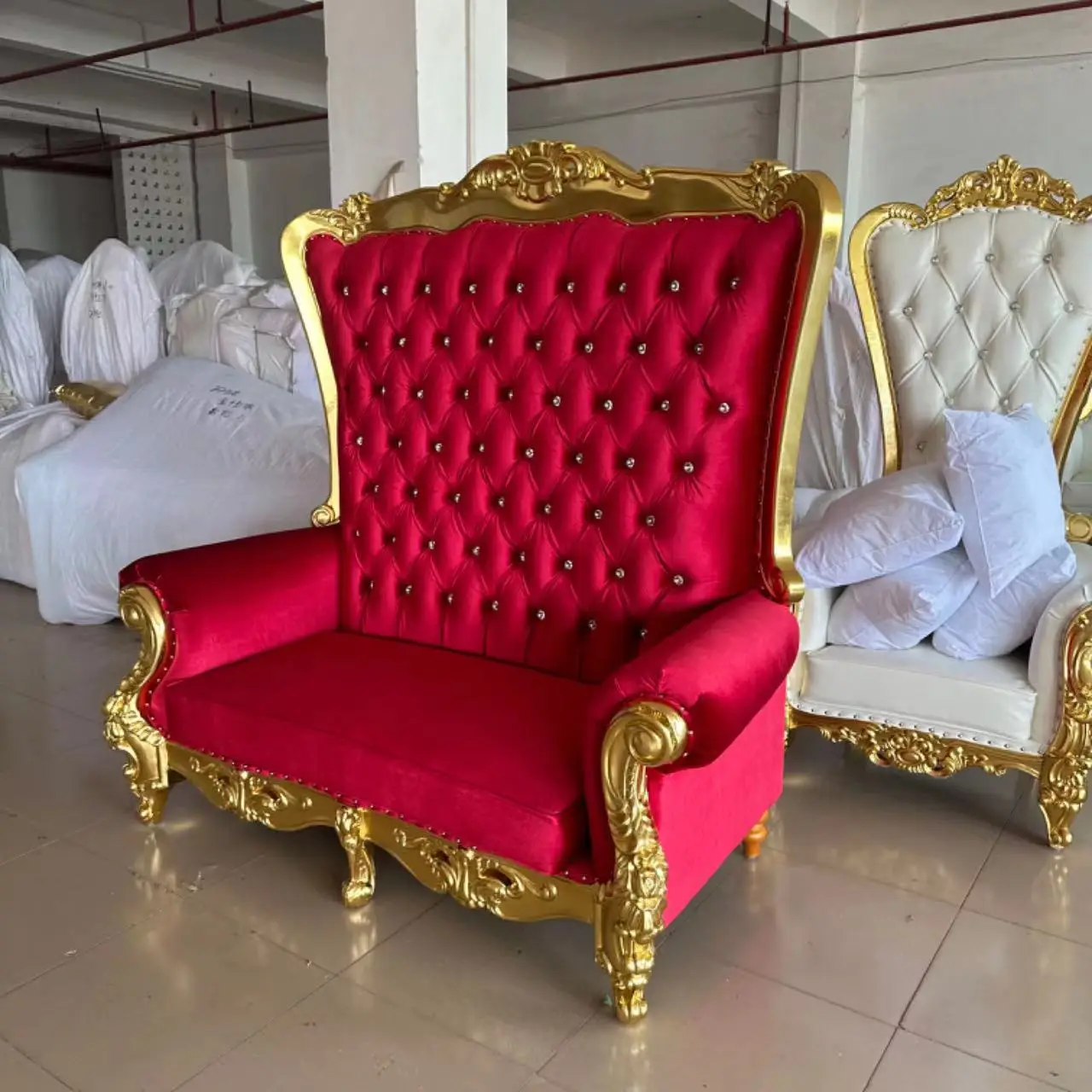 Communicate and negotiate the freight cost of the added sofa