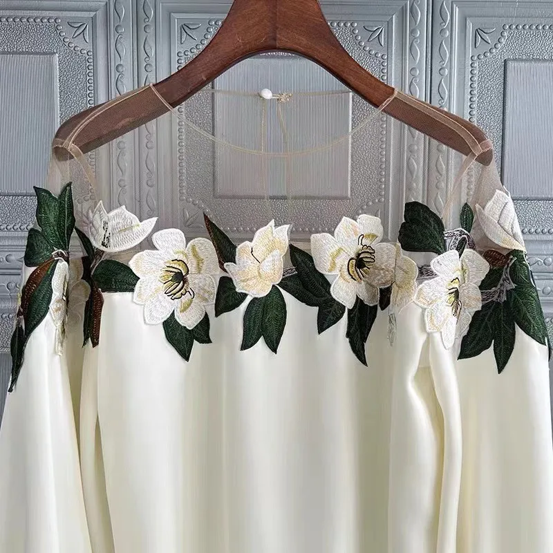 Floral Embroidery Blouse 2025 New Spring Long Sleeve Shirt Women Tops Autumn Sweet Mesh Round Collar Fashion Clothes 25565