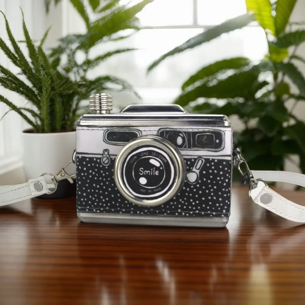 스테인리스 스틸 카메라 모양 힙 플라스크, 누수 방지 카메라 디자인 위스키 용기 병 11온스(325ml), 탈부착 가능한 스트랩 위스키 플라스크