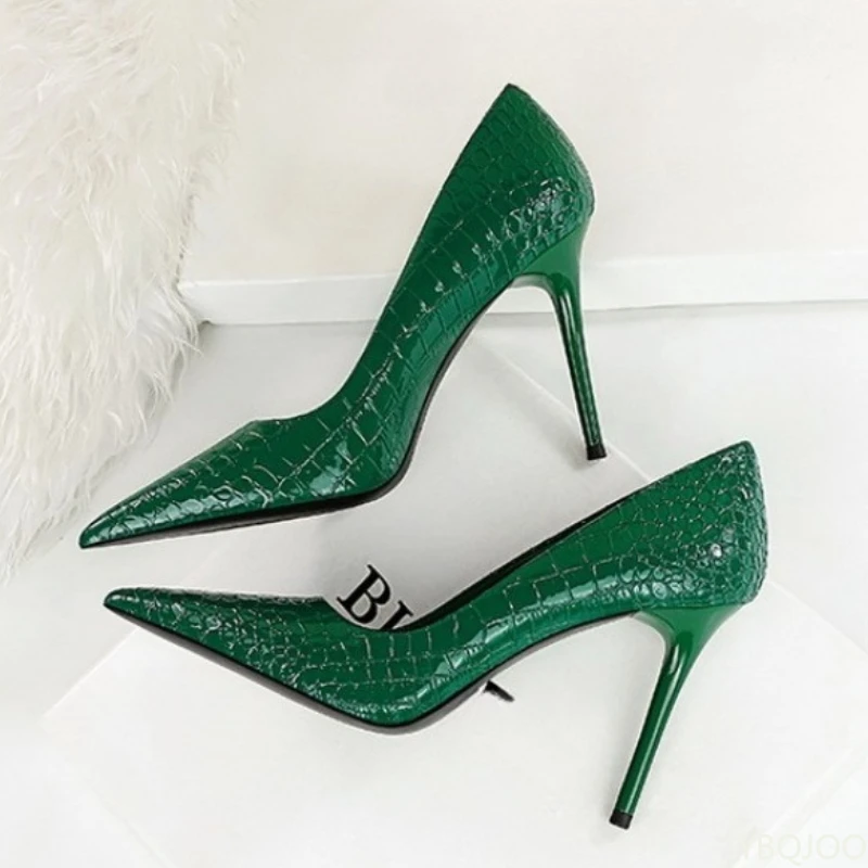 2025, kleine Größe, modisch und sexy, schlankmachende High Heels, schmale Absätze, flacher Mund, spitze Schlangenmuster, High Heels, einzelne Schuhe – Detail 10