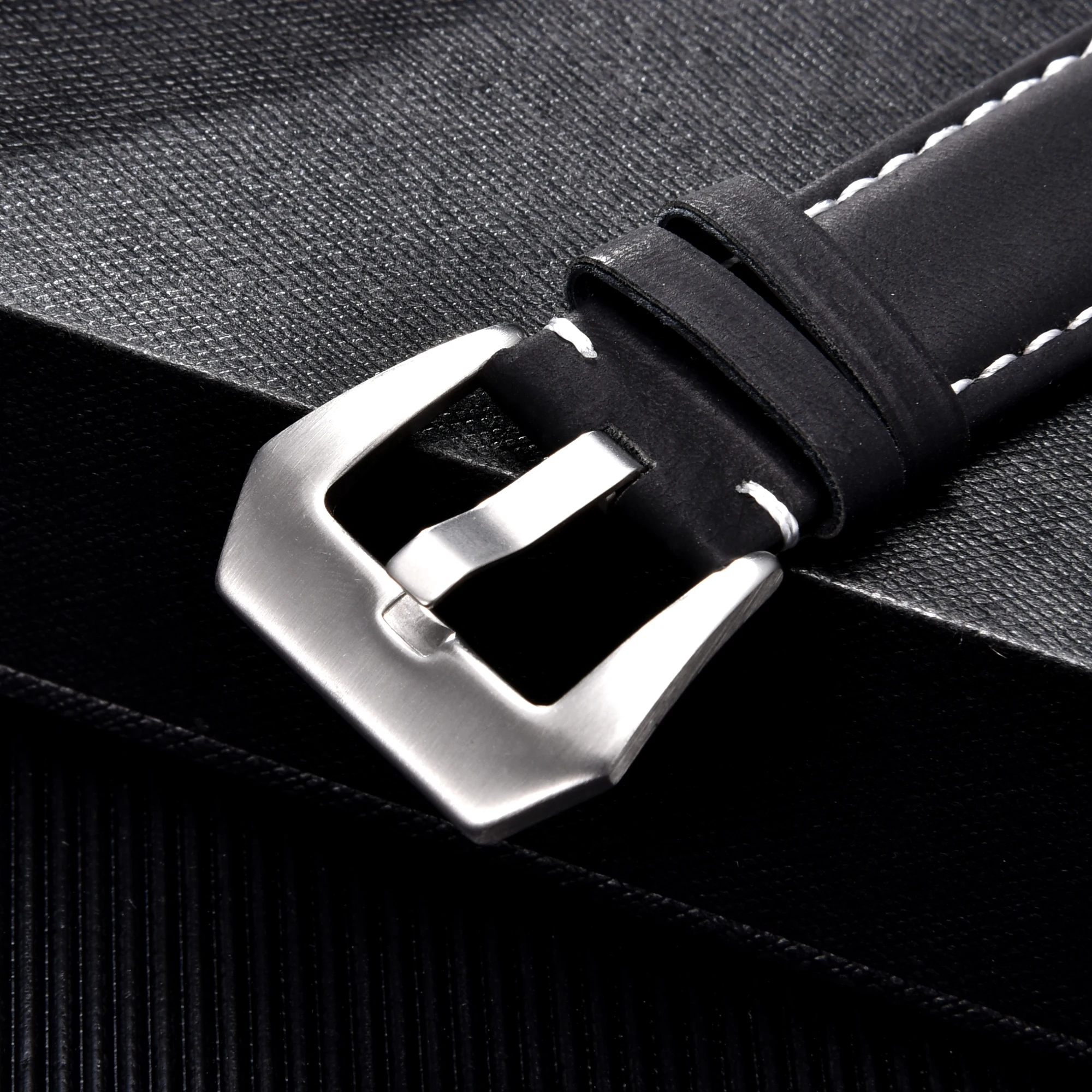 Premium Leather Strap for Apple Watch - High Quality Men's Band