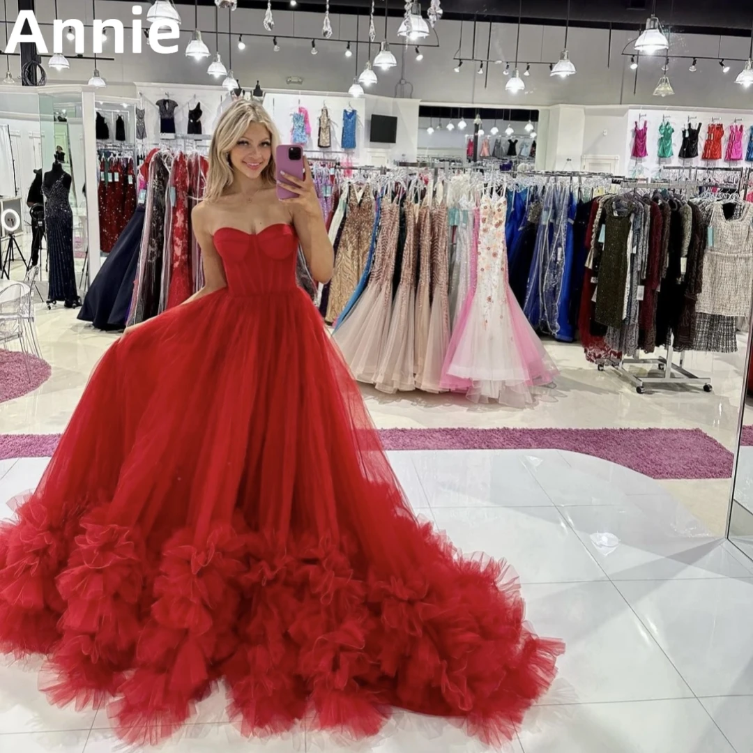

Sweetheart Red Prom Dresses Strapless Tulle Curled Edges Evening Dress فساتين السهرة Bride Wedding Formal Occasion Party Dress