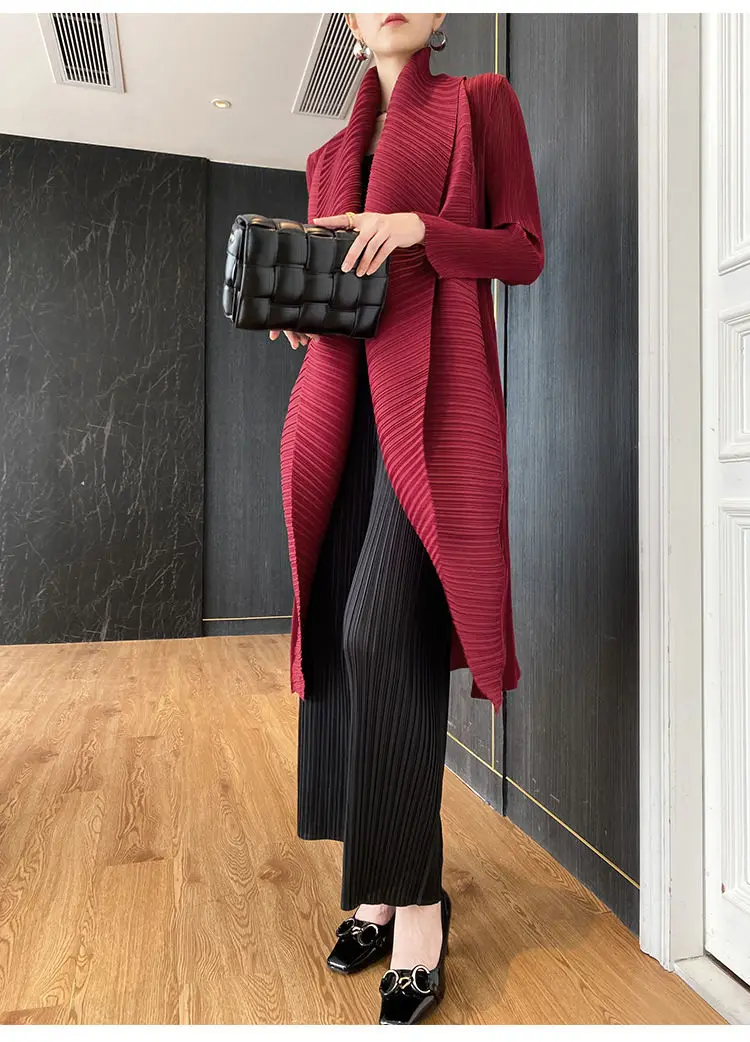 Luxury Pleated Coat New Turn Down Collar Long Sleeve Mid-length Trench Coat Oversized Windbreaker Cardigan High-end Chic Jackets
