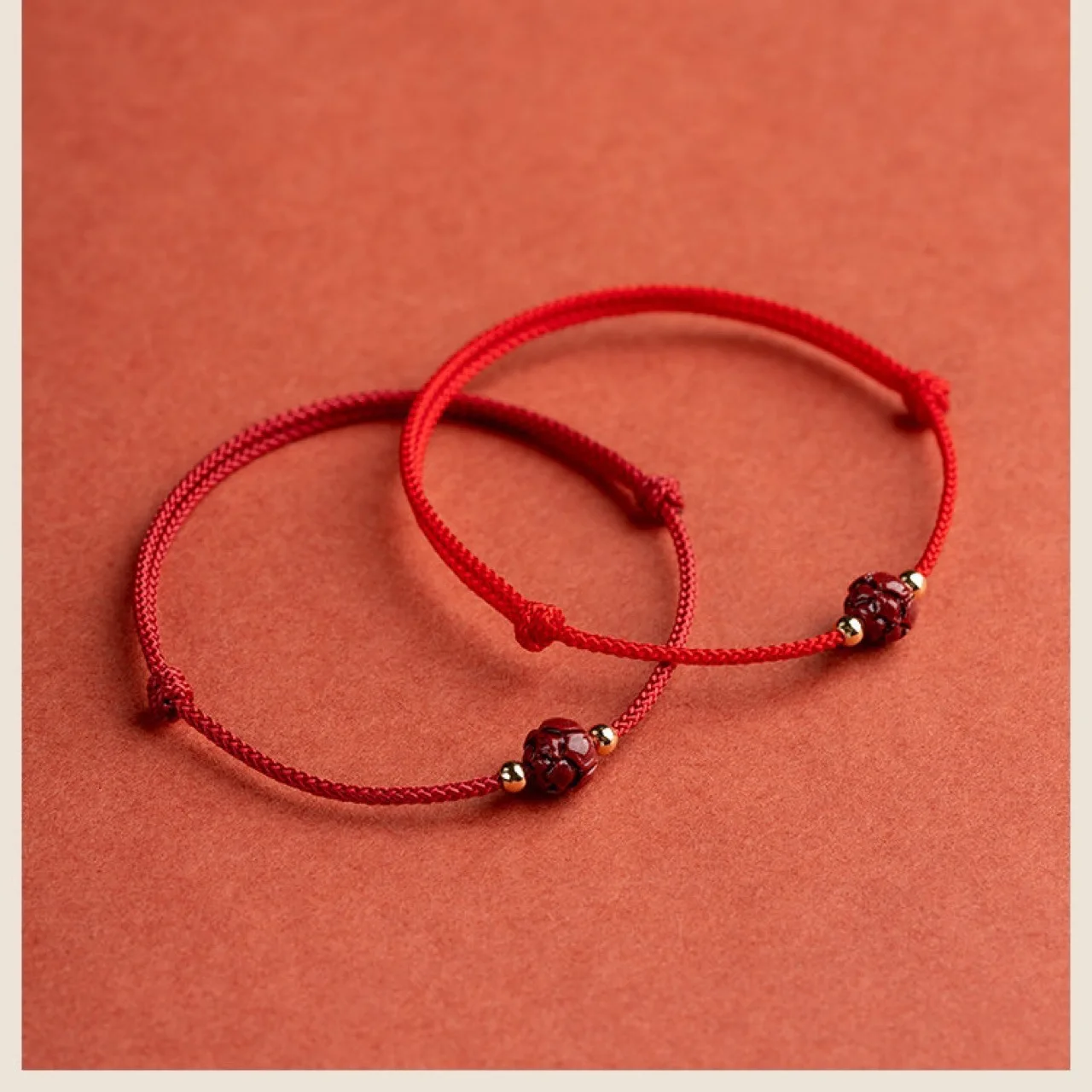 

Shore Vermilion Sand Lotus Red Rope Bracelet Women's Summer Weaving Friend Natural 2021 New Style niche