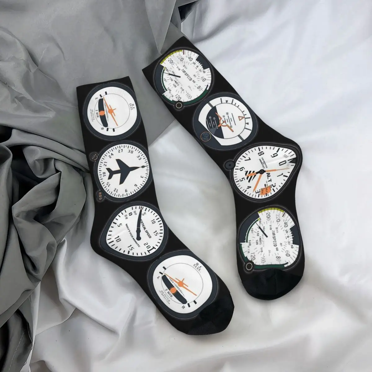 Рисунок 5 - Мужские и женские носки Born To