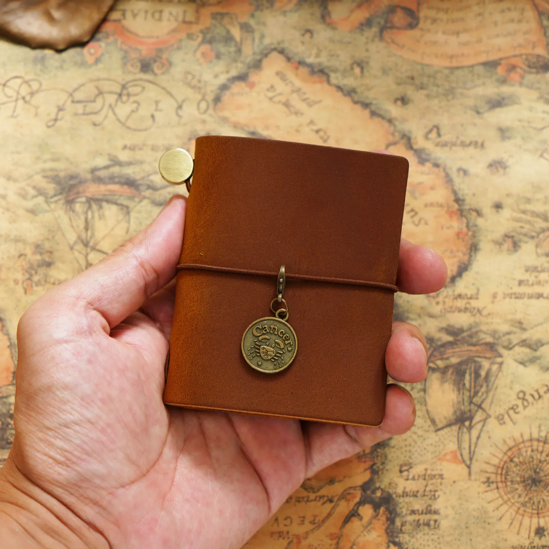 

128 Pages Traveler's Handbook Mini MINI Loose-leaf Notebook Top Layer Cowhide Pocket Diary Book Notebook Journal
