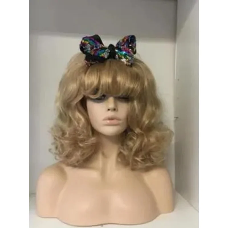 신시티 가발 골든 블론드 달콤하고 부드러운 웨이브 컬 부드러운 앞머리 긴 볼륨 귀여운