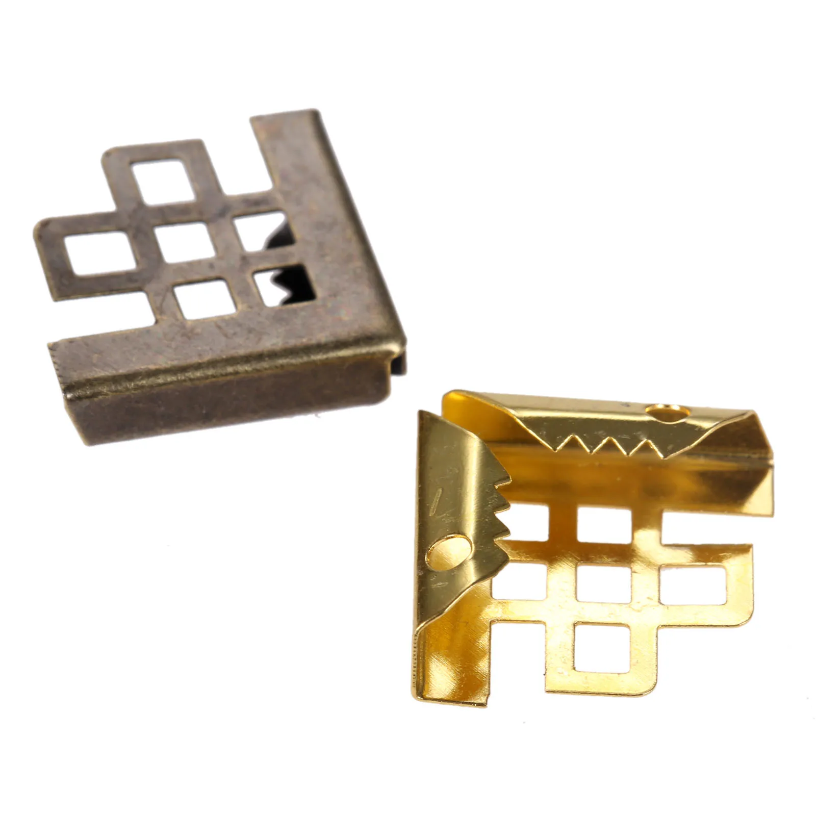 

100Pcs Brass Corner Decorative Protectors Old Style Book Corner Protector Photo Frame Protect 16*16mm DIY Accessories