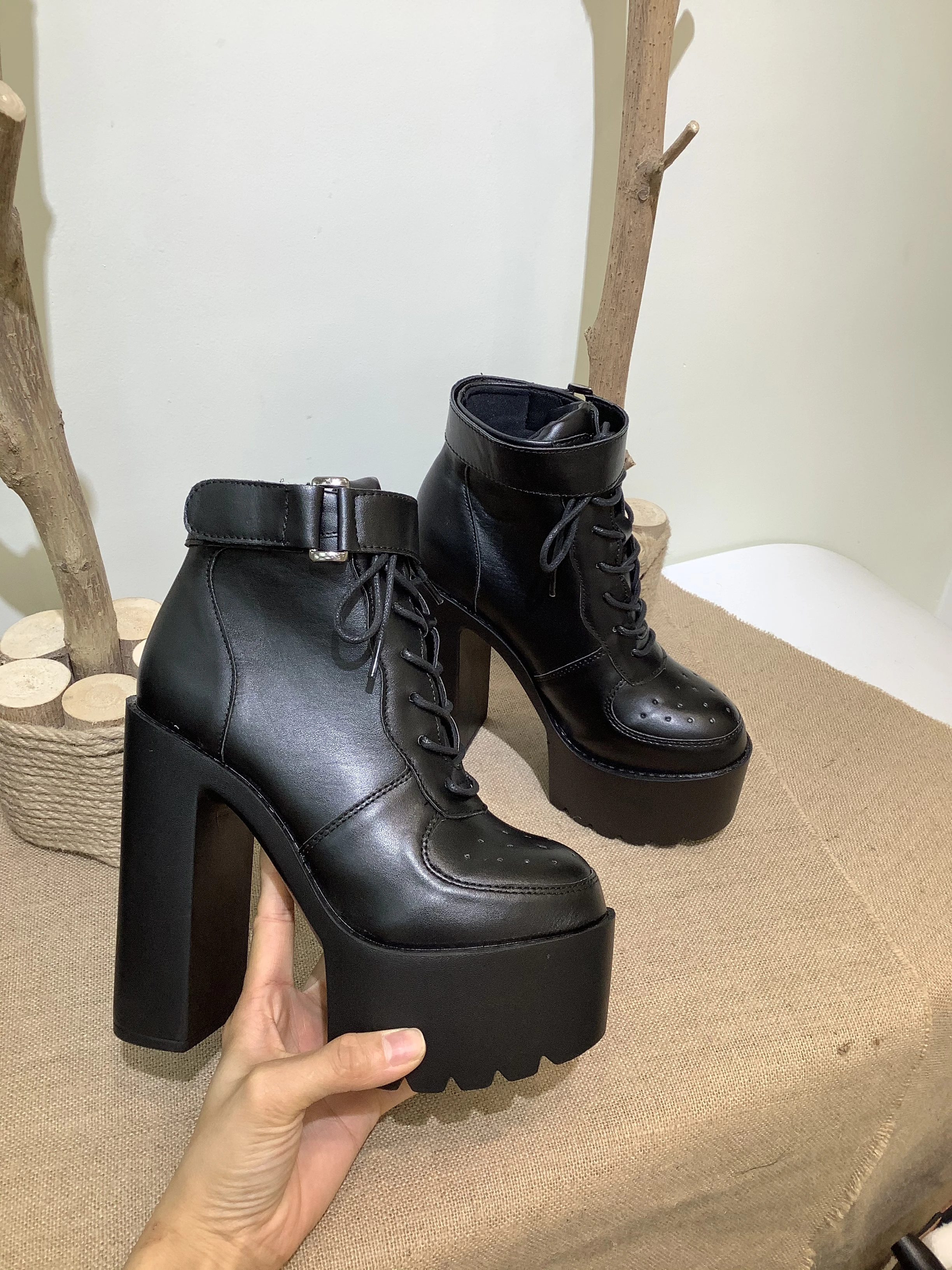Buy TRUFFLE COLLECTION Womens Lace Up Low Block Heeled Ankle Boots |  Shoppers Stop
