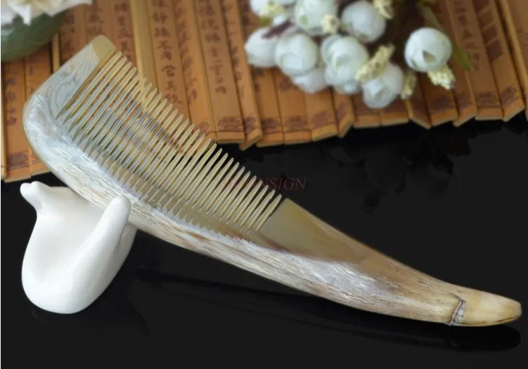 

Hot selling high-quality yak horn fur natural comb large pointed tail comb
