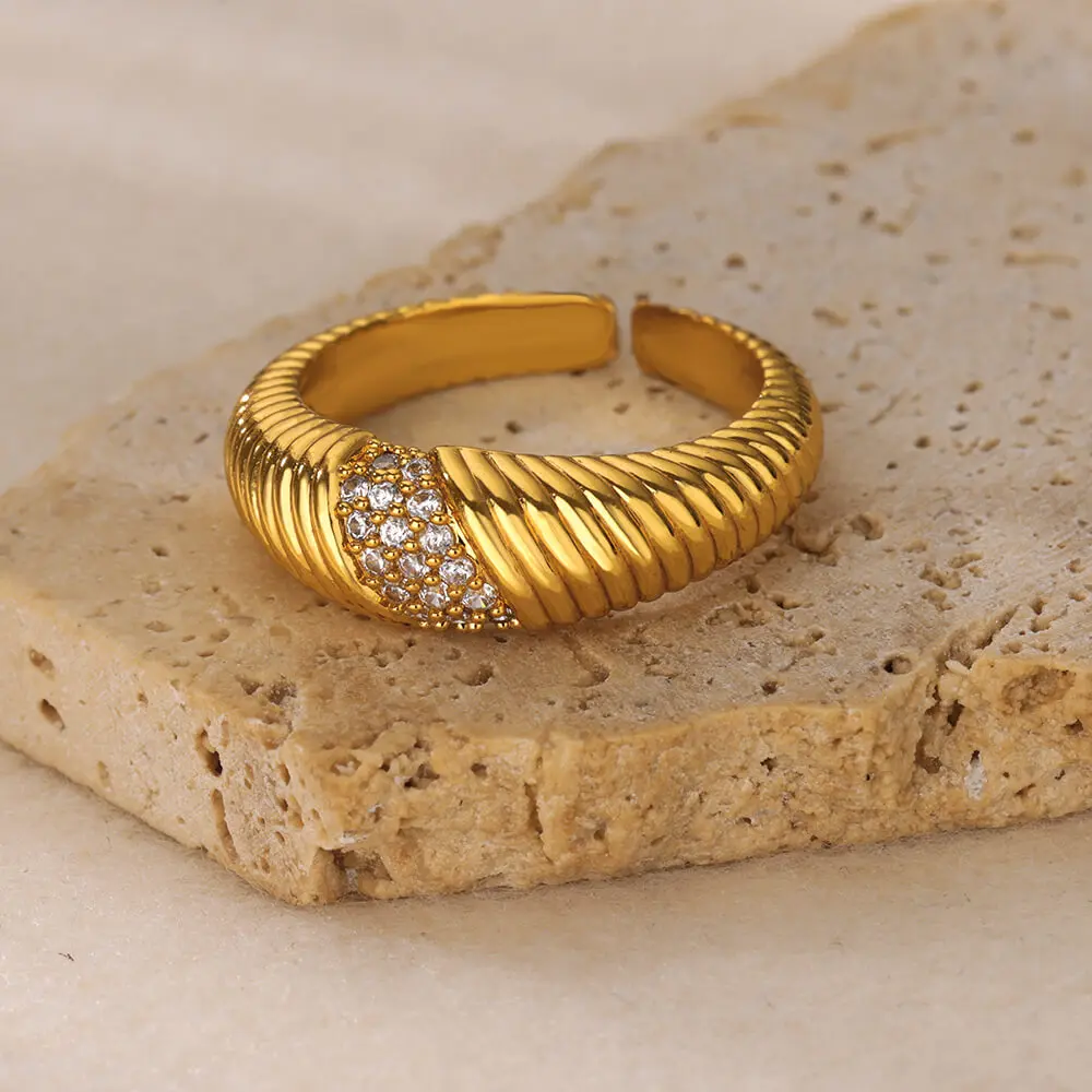 Zircon Textured Rings Stainless Steel Gold Wedding Couple