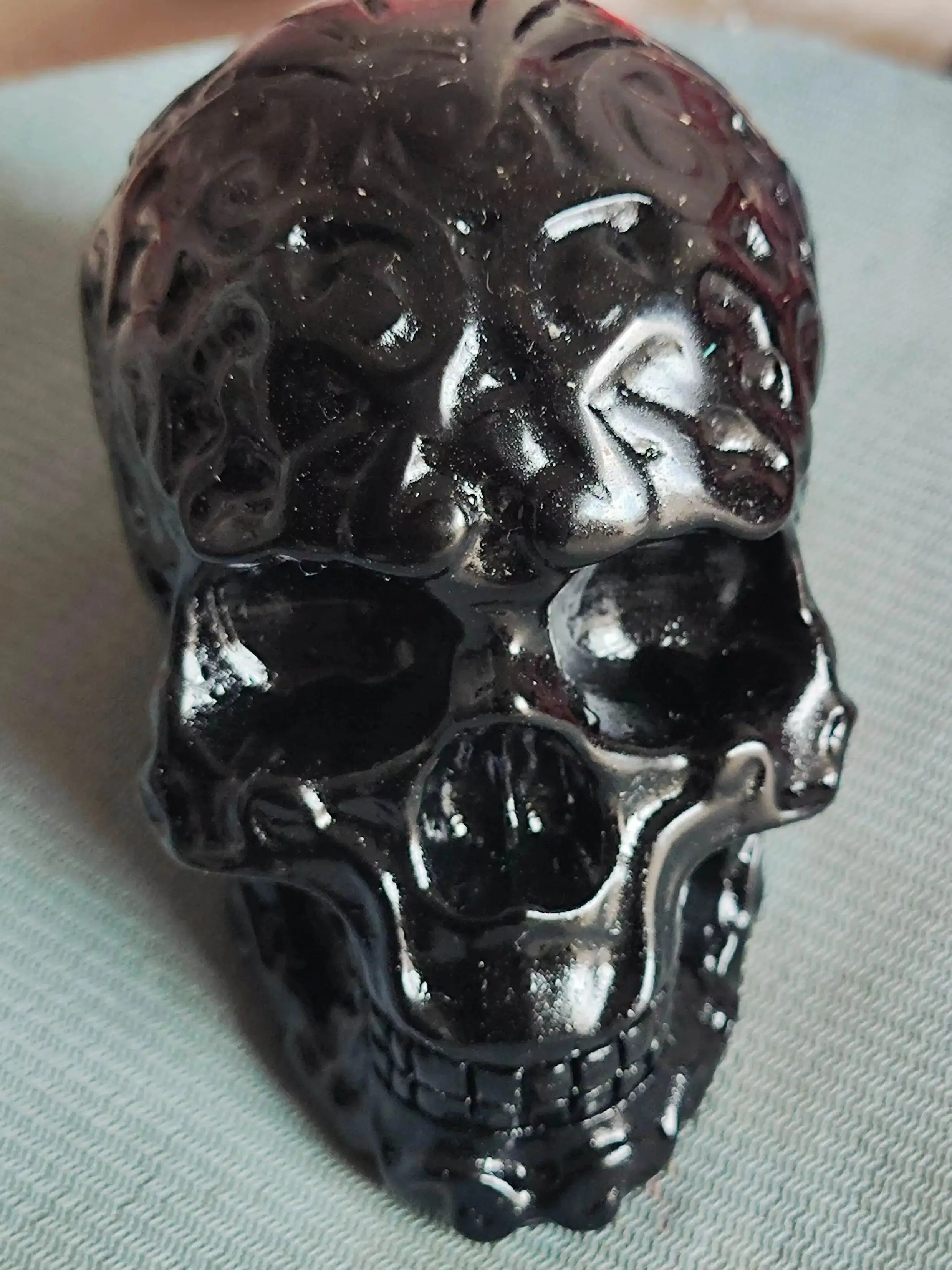 

Natural Rose Stone, Obsidian, White Crystal, Hand-Carved Skulls, Healing Stones, Folk Crafts, Room Decoration Gifts