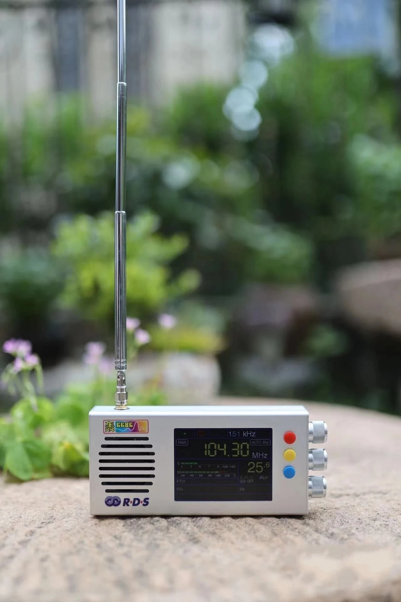 Ǯ  FM MW  HF LW  ű, 3.2 ġ LCD, 5000MAH ͸, ݼ ̽, Ŀ, ׳, TEF6686