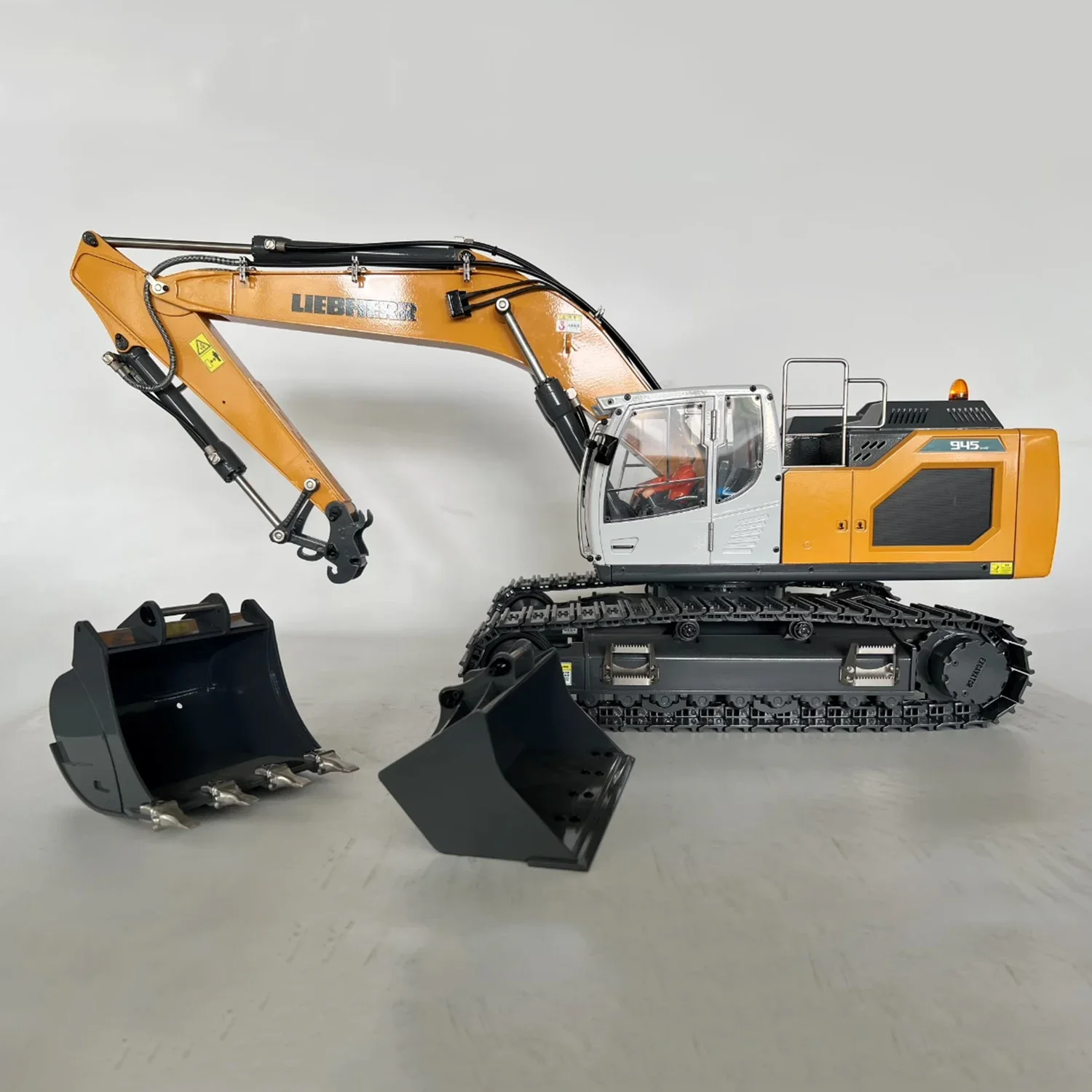 RC Excavator Hydraulic Model 1/14 945 RC Excavator Upgrade 5-way Valve PL18ev RC Engineering Excavator Metal Model Toy 2