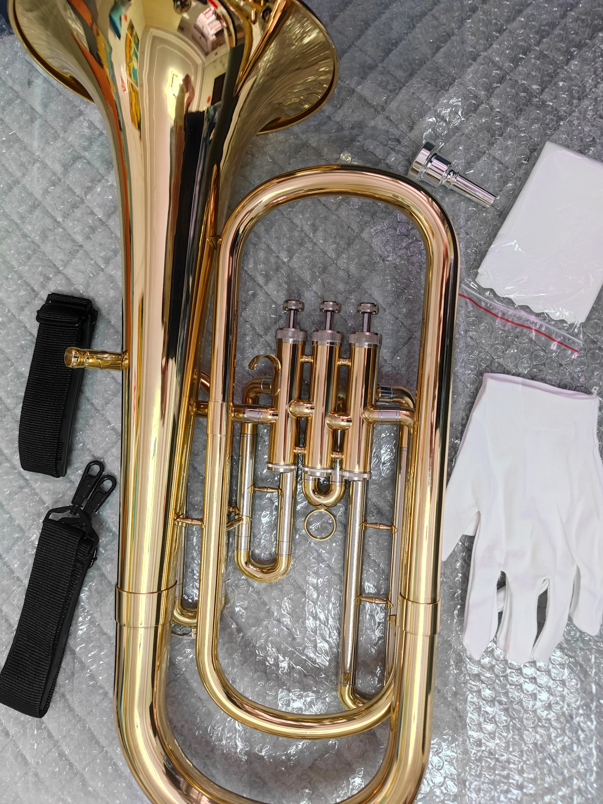 Brass gold-plated professional Baritone Horn B-flat euphonium high-quality tone three-key tenor jazz instrument trumpet horn