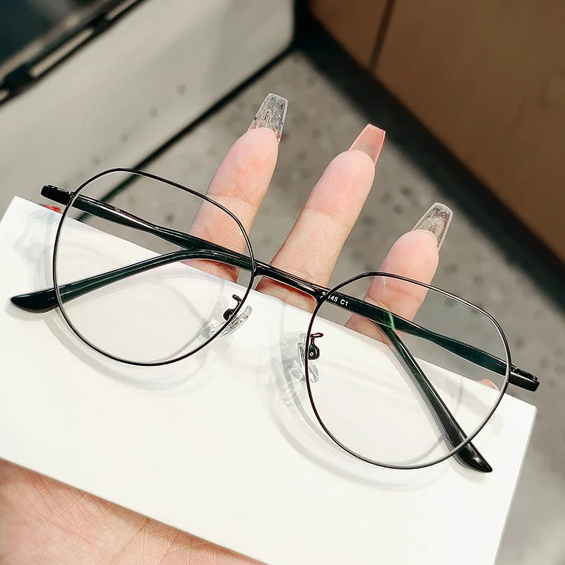 Chic Accessory