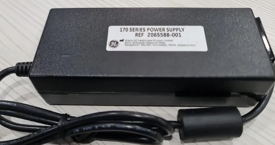 

GE Corometrics 171 Adaptor Power Supply 12V 30W P/N : 2065588-001 New, Original