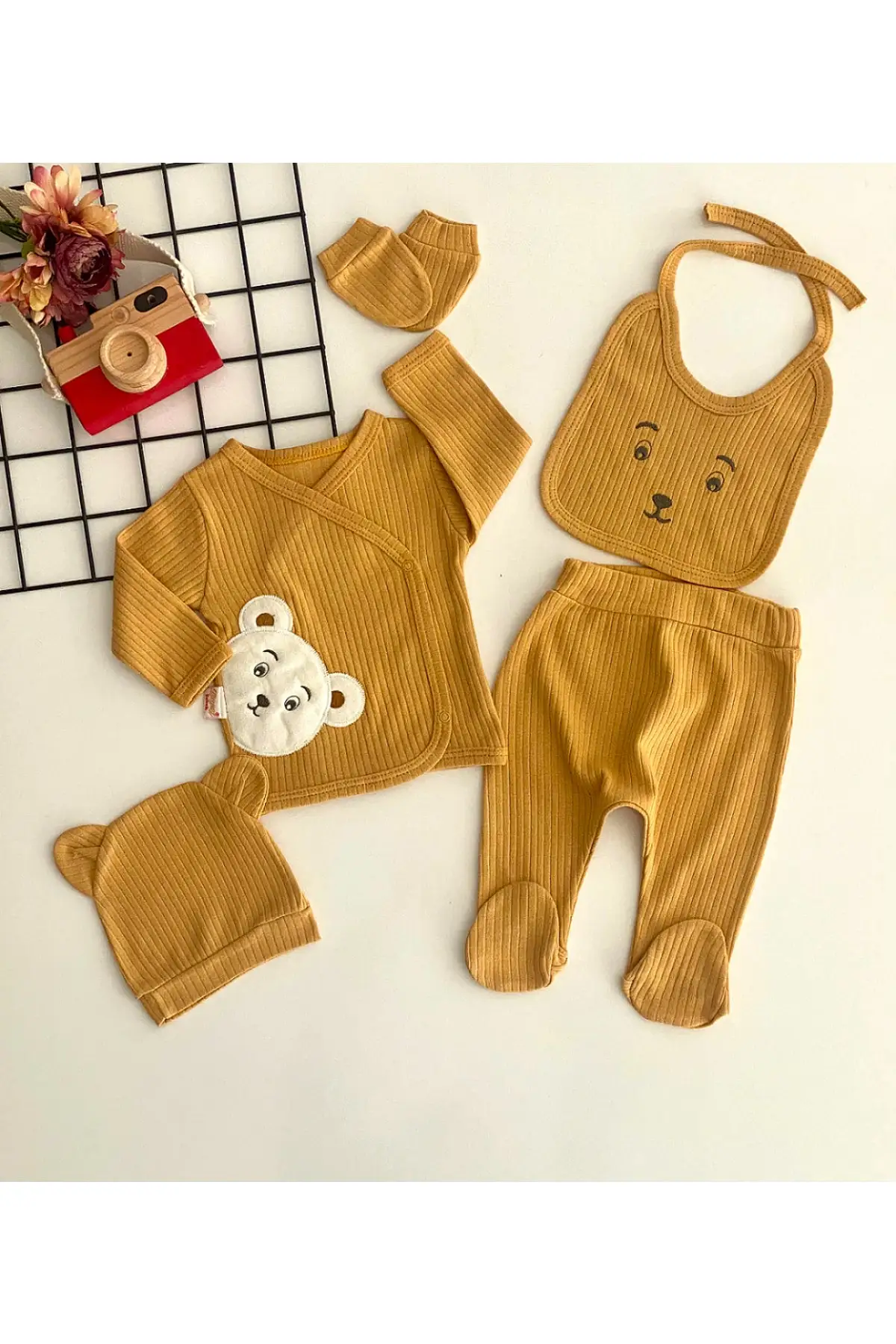 

Jadded Babies Organic Fabric Bear Embroidery Pattern 5 Piece Hospital Exit Set Vision Brown Exits