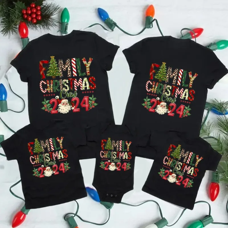 thumbnail image 2 of Conjunto de día de Navidad Equipo familiar de Navidad 2024 Conjuntos a juego con estampado Camisetas familiares de manga corta Conjunto de camisa Ropa informal de vacaciones, 2 of 5