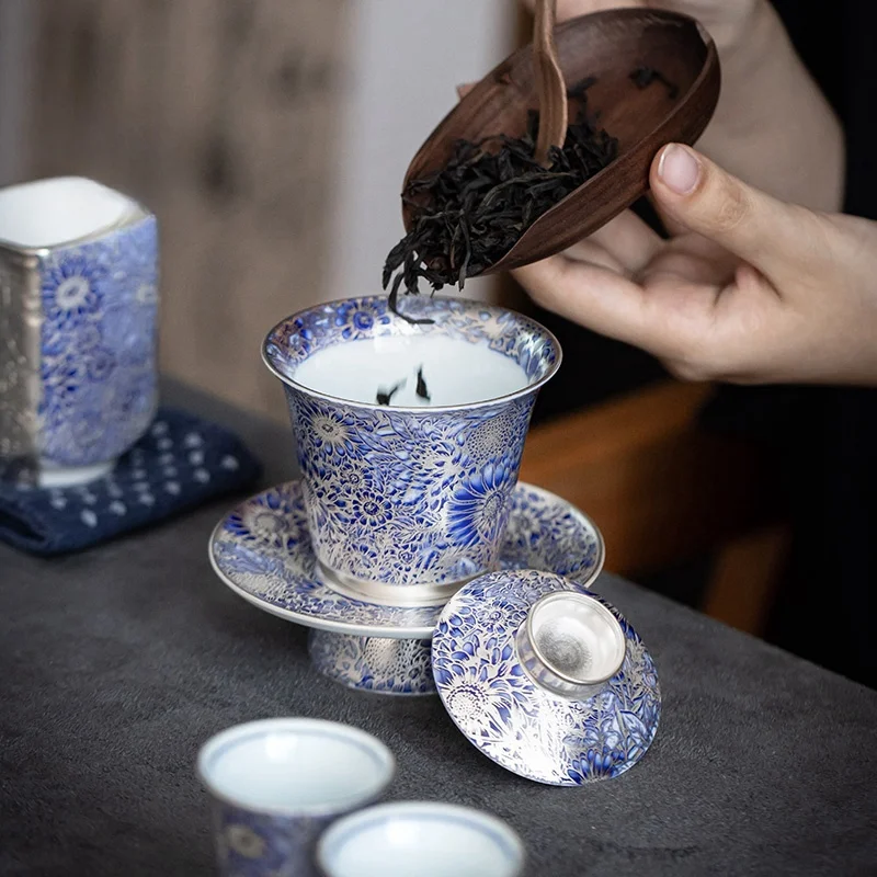 125ML Ceramics Gilded Silver Sunflower Gaiwan Handmade Household Kung Fu Tea Set Tea Bowl Cup Tureen Pot Gift Box