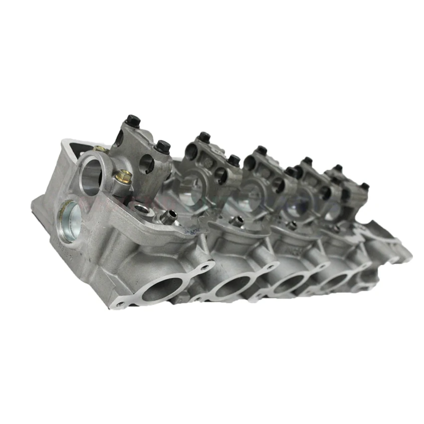 Petrol Engine 8V G54B 4G54 Cylinder Head for Mitsubishi Montero pick-up Starion Turbo For Chrysler Caravan 2555cc 2.6L 1983-89
